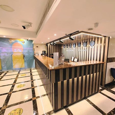 Saffron Hotel Dubaj Zewnętrze zdjęcie