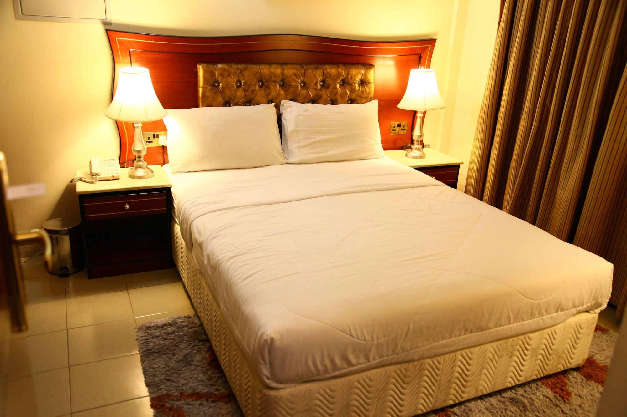 Saffron Hotel Dubaj Zewnętrze zdjęcie