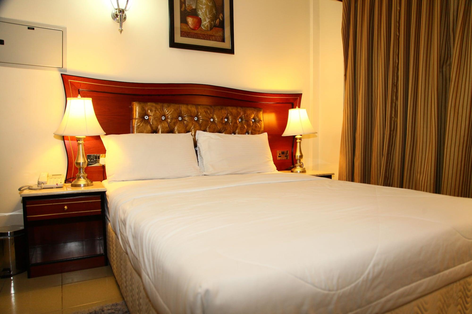 Saffron Hotel Dubaj Zewnętrze zdjęcie