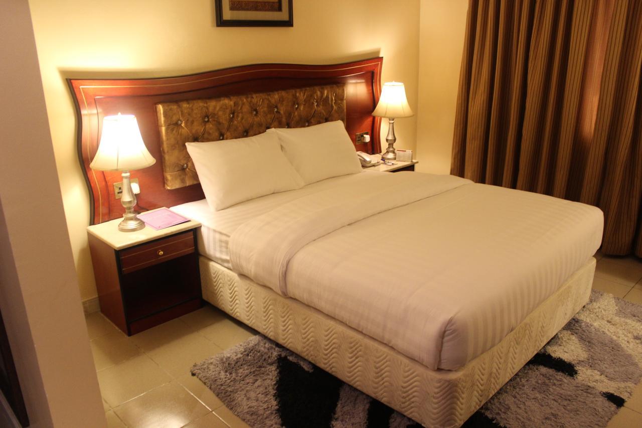 Saffron Hotel Dubaj Zewnętrze zdjęcie